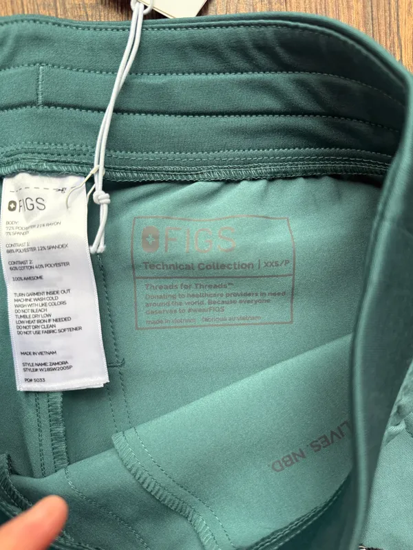 NWT FIGS Women’s Hydrogreen Zamora Jogger Scrub Pants - Size XXS Petite - Image 3