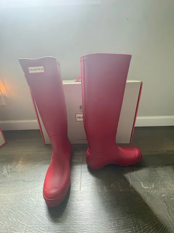 Tall Hunter Rain Boots Matte - Image 2