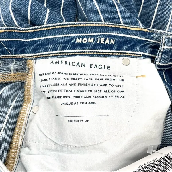 American Eagle Indigo Striped Hi‎ Rise Mom Jean Size 8 Blue NWT - Image 6