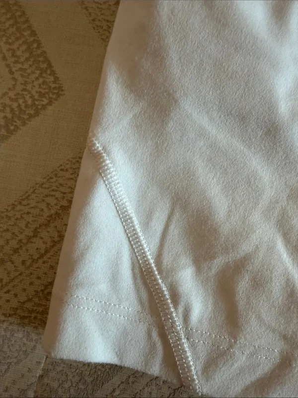 Lululemon White V-Neck Crop Tank Top Tan Built-In Sports Bra Size 0 - Image 2