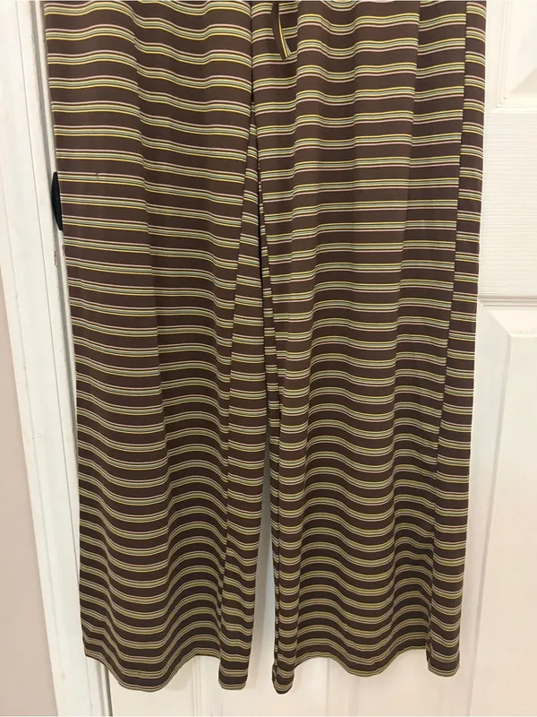 NWOT DolceAmara Striped Wide Leg Pant and Cardigan Set in Brown - Image 9