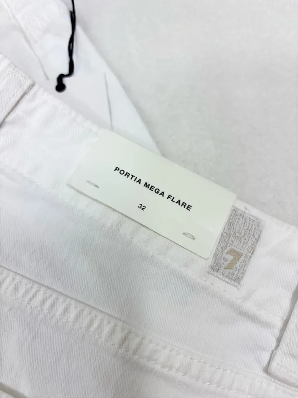 7 For All Mankind White High-Rise Button-Fly Jeans - Image 9