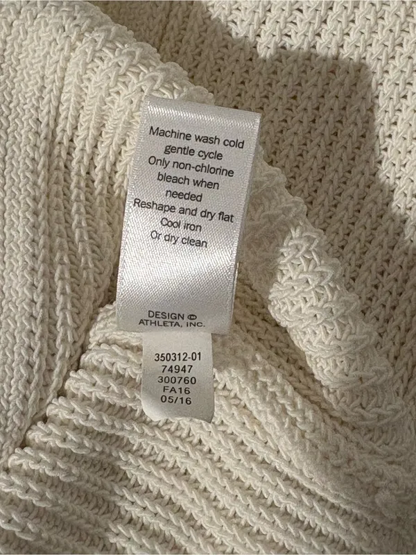 Athleta Women’s Highline Sweater Tunic Cream Size Small V-Neck Knit Casual Fall - Image 6
