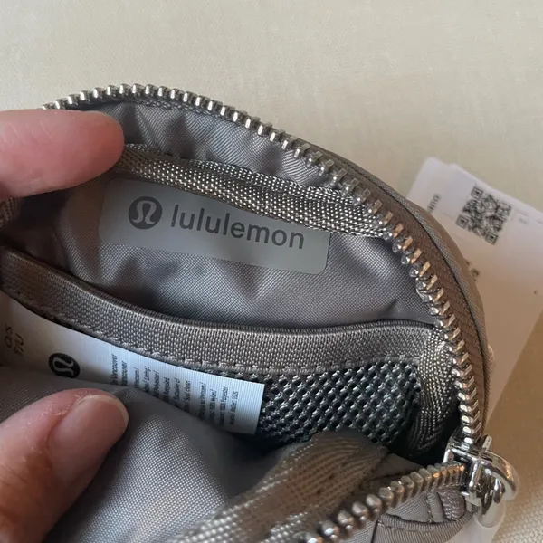 Lululemon Everywhere Belt Bag Nano - Warm Ash Grey - Image 8