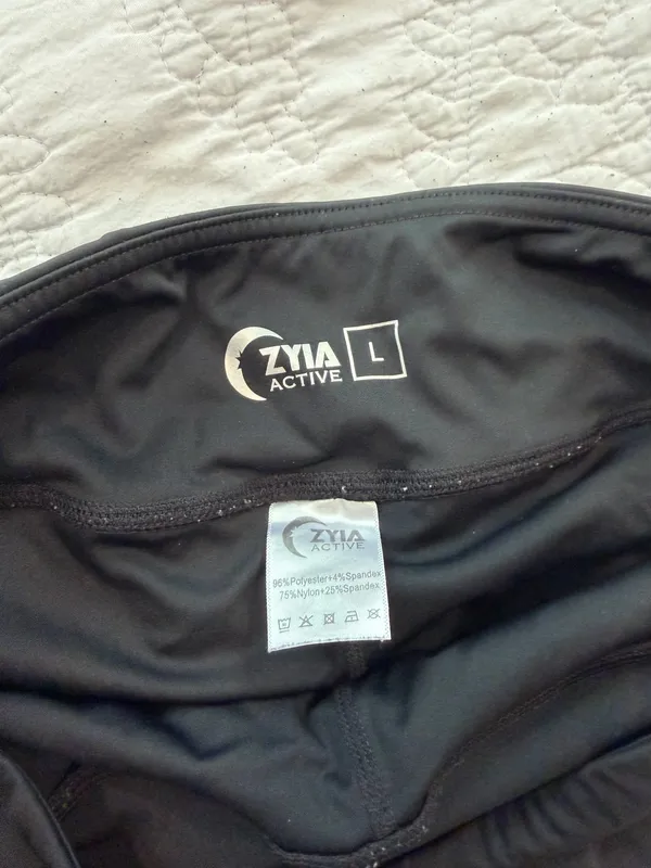 Zyia Active Shorts - Image 4