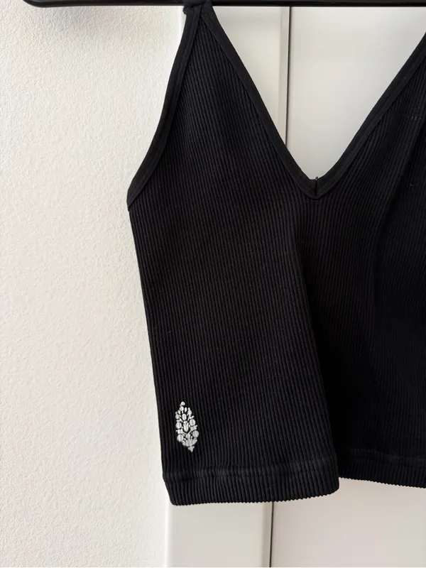 Free People Happiness runs crop tank - Image 3