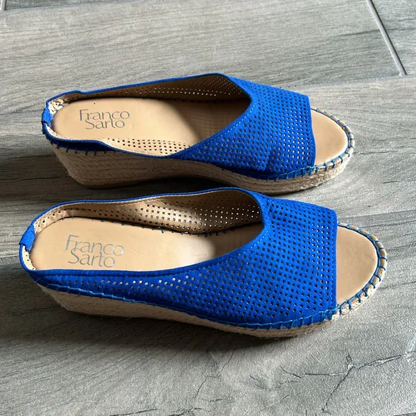 Franco Sarto slip on wedges - Image 2