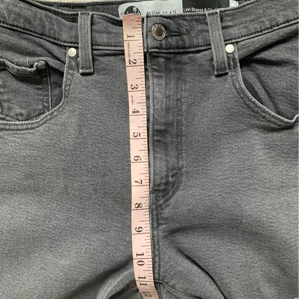 Levi's Silver Tab Black Mom Jeans 27 - Image 4