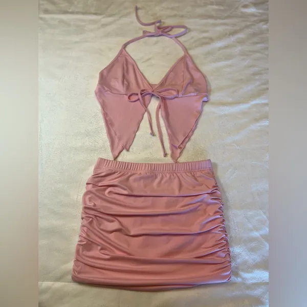 Pink Tie-Front Mini skirt and top set Size‎ Medium - Image 3