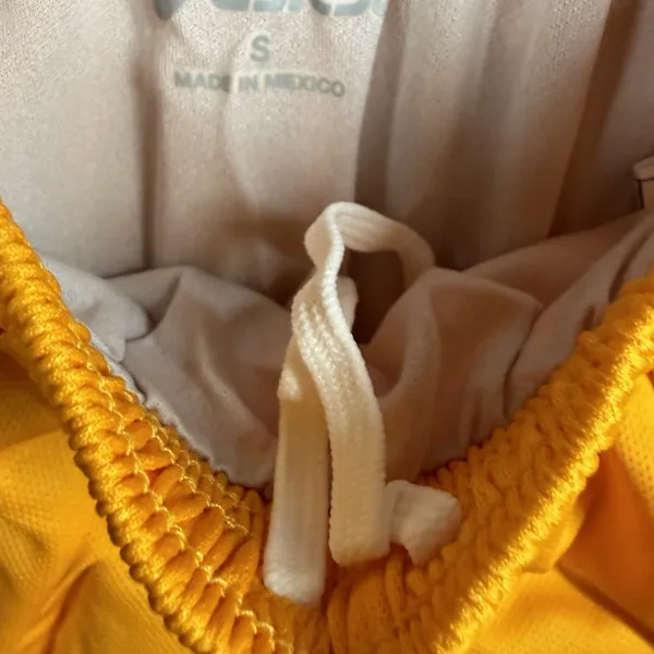 Asics Medley 1/2 Split Running Shorts Womens Small Yellow Drawstring Liner NWT - Image 6
