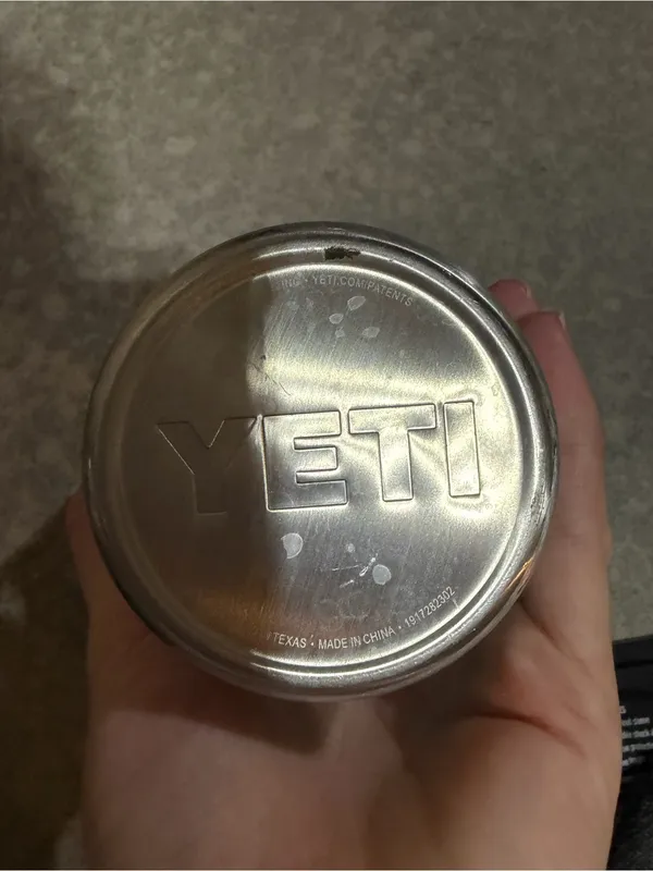 Yeti tumbler - Image 4