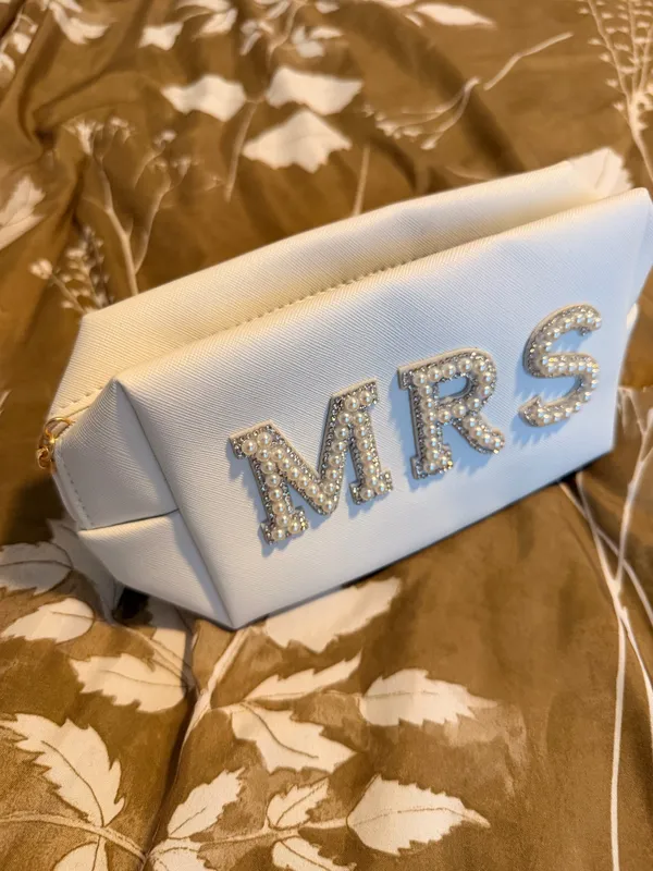 Wedding Mrs. Makeup bag White - Image 3