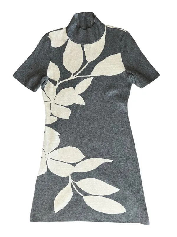 By Anthropologie Mock Neck Short Sleeve Knit Floral Gray Mini Dress Size XS - Image 2