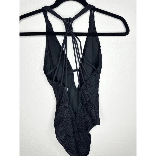 Vince Camuto Swim One Piece Swimsuit Womens 10 Black Crochet Plunge Macrame - Image 4