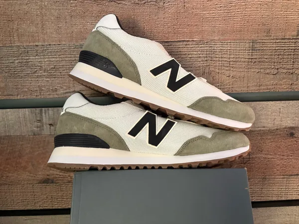 New balance men’s shoes - Image 2