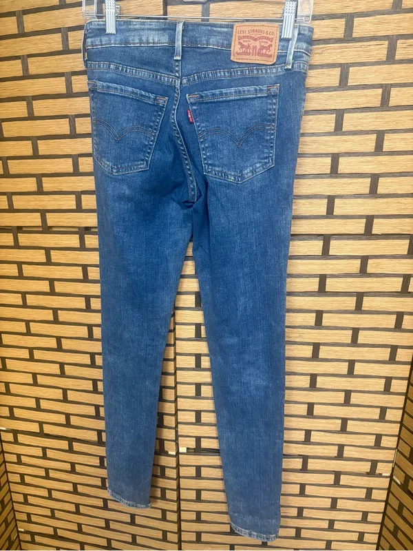 Levi’s 711 skinny jeans size 26 - Image 2