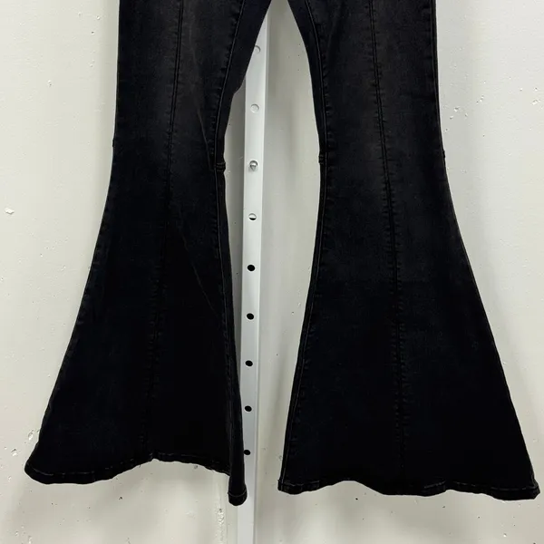 NWT Altar'd State‎ Flare Jeans Washed Black High Rise Bell Bottom XS IP34830-01A - Image 4