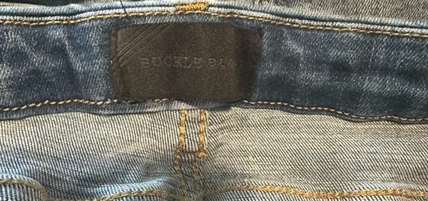 Buckle Jeans - Image 6