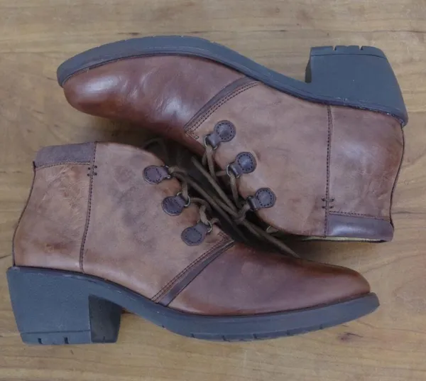 Bussola Ladies' Brown Leather Sirkka Ankle Boots Size 38 - Image 8