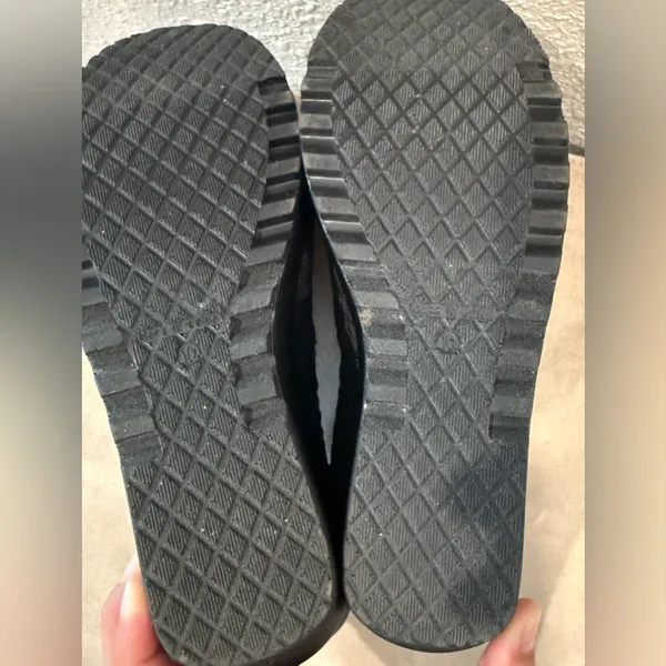 White Mountain Women's Black Woven Shoes‎ Size 10M - Image 3