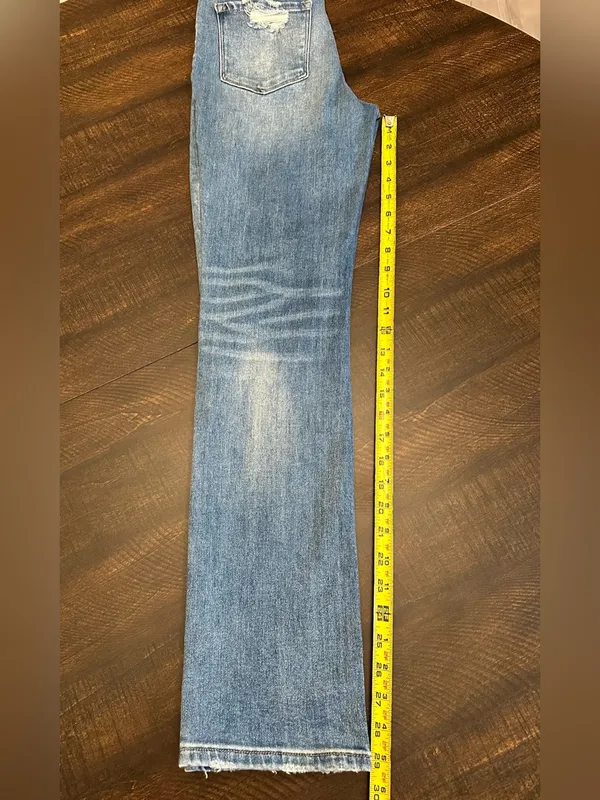 Vervet High Rise Straight Medium Wash Distressed Jeans Women’s Size 24 - Image 4