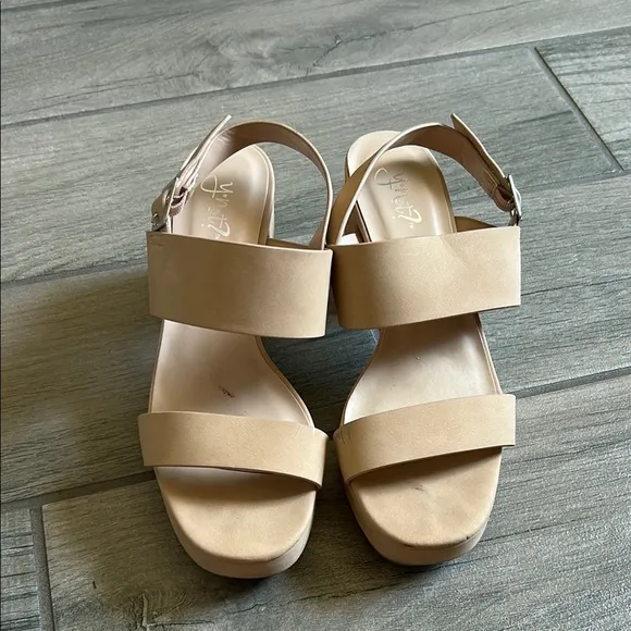 Tan Minimalist Sandals with Ankle Strap Size 6.5 - Image 2