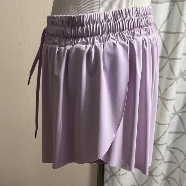 Lavender Women's Shorts Purple Size XL - Image 4
