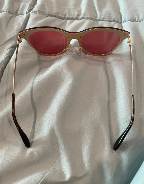 Ray-Ban s Sunglasses - Image 4