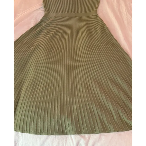 BTFBM Dress Womens Size L Ribbed Midi Knit Dress Olive Green Sleeveless NWT - Image 5