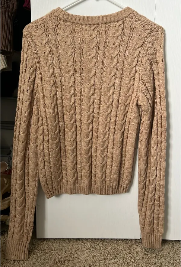 American Eagle Cable Knit Sweater - Image 3