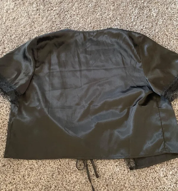 SheIn Tie Top - Image 2