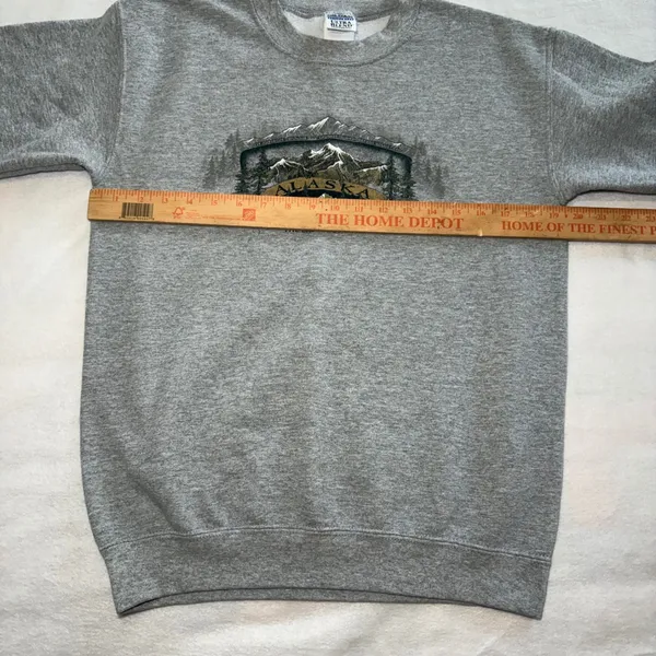 Alaska The Last Frontier Mountain Graphic Sweatshirt Gray Adult Small Gorpcore - Image 4