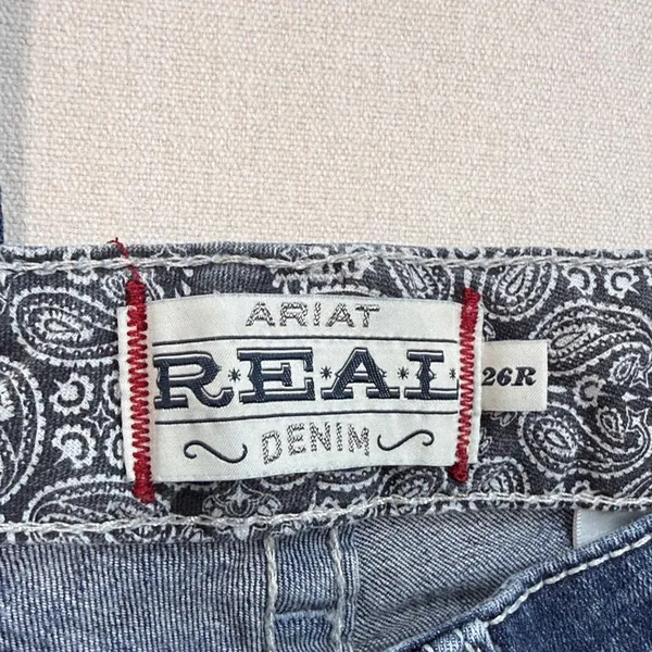Ariat Indigo Straight Leg Jeans with Embroidered Back Pockets - Image 3