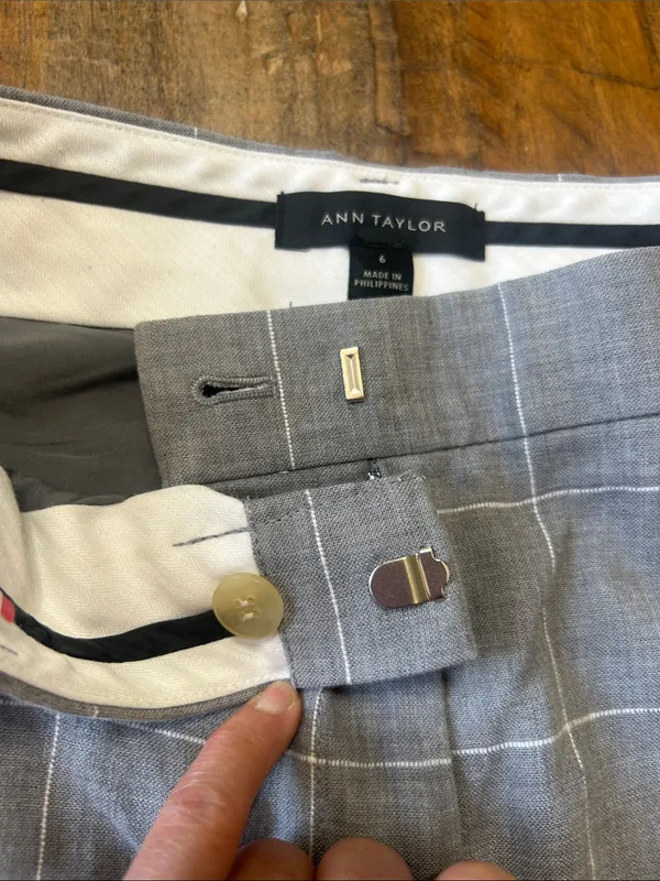 Ann Taylor Gray Windowpane Cropped Dress Pants - Image 7