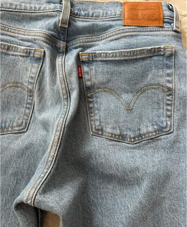 Levi’s Premium Wedgie Straight Jeans - Image 6
