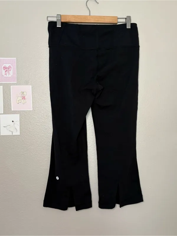 Lululemon Y2K flared capri leggings 8 goth preppy dark coquette casual athletic - Image 2