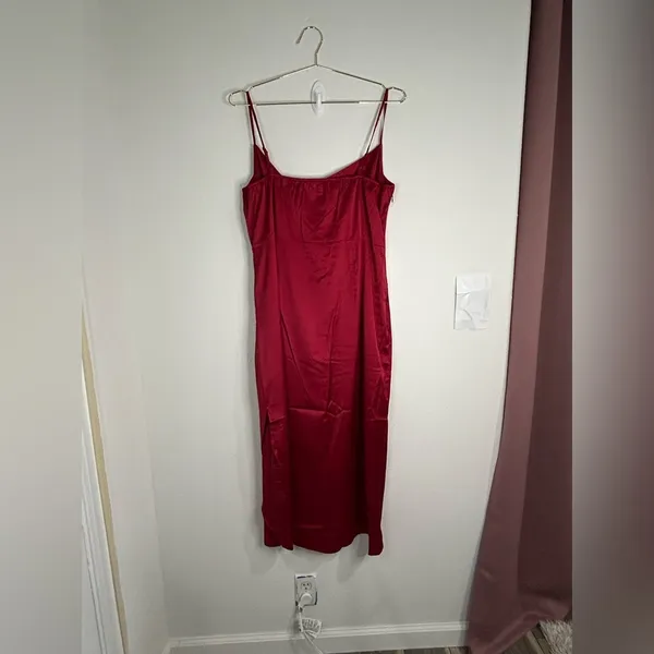 Unbranded Red Satin Cowl Neck Slip Dress - Size 2X - Image 6