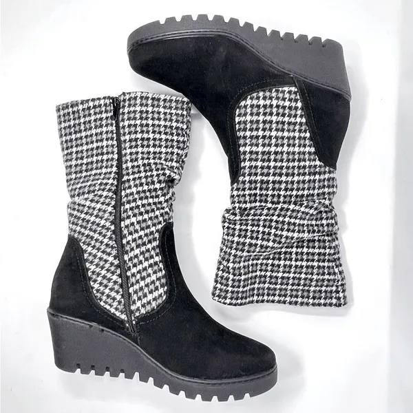 MUK LUKS Vermont Stowe Black White Houndstooth Mid Calf Slouch Wedge Boots 9.5 - Image 4