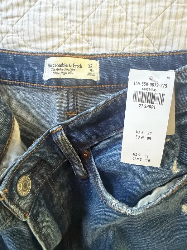 Abercrombie High-Rise Jeans Straight distressed - Image 2