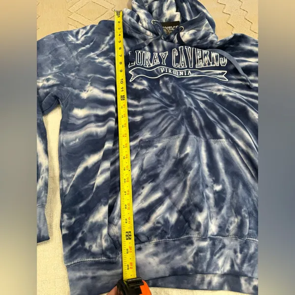 NWT XL Tie-dyed lightweight Hoodie “Luray Taverns, VA” - Image 7