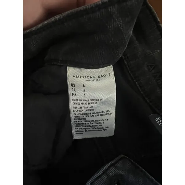 American Eagle Wm 6 Black Distressed Ripped‎ Shorts Grunge Emo Festival Goth Punk Edgy Y2K - Image 4