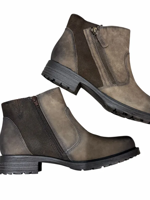 Earth Ankle Boots Women’s 7.5 Wide NEW Stone Brown Jordan Double Zip Fall - Image 3