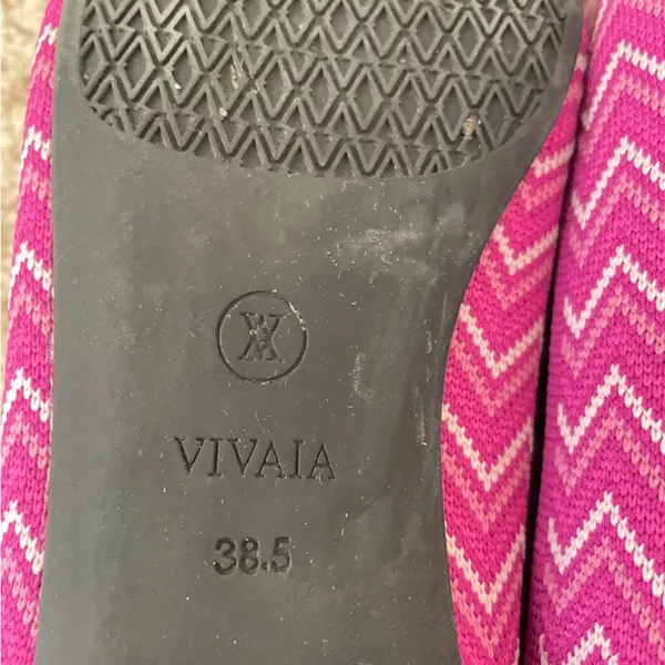 VIVAIA Square Toe V-Cut‎ Flats Margot 2.0 Orchid Multi Chevron Size 38.5 US 7.5 - Image 10