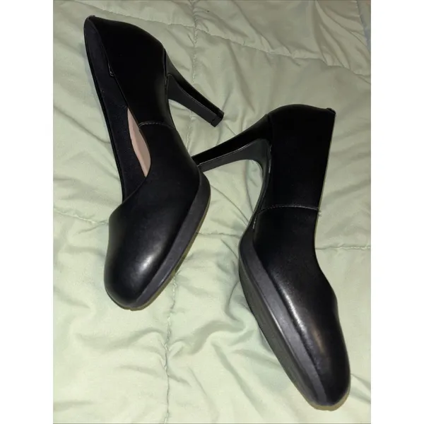 Clarks Women's Adriel Viola Dress Pump Black Leather Sz 10 - Image 9