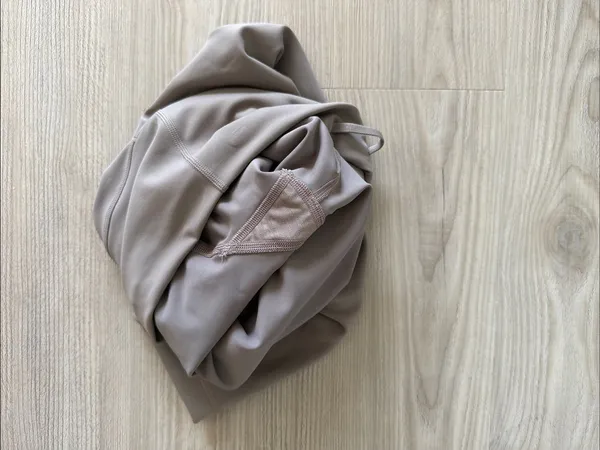 Lululemon Wunder Train High-Rise Leggings – Neutral Taupe Grey - Image 6