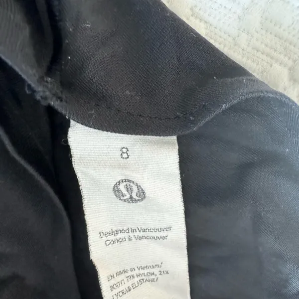 Lululemon Wundermost Ultra-Soft Nulu Scoop-Neck Bralette A-D Cups in Black | Size 8 - Image 4