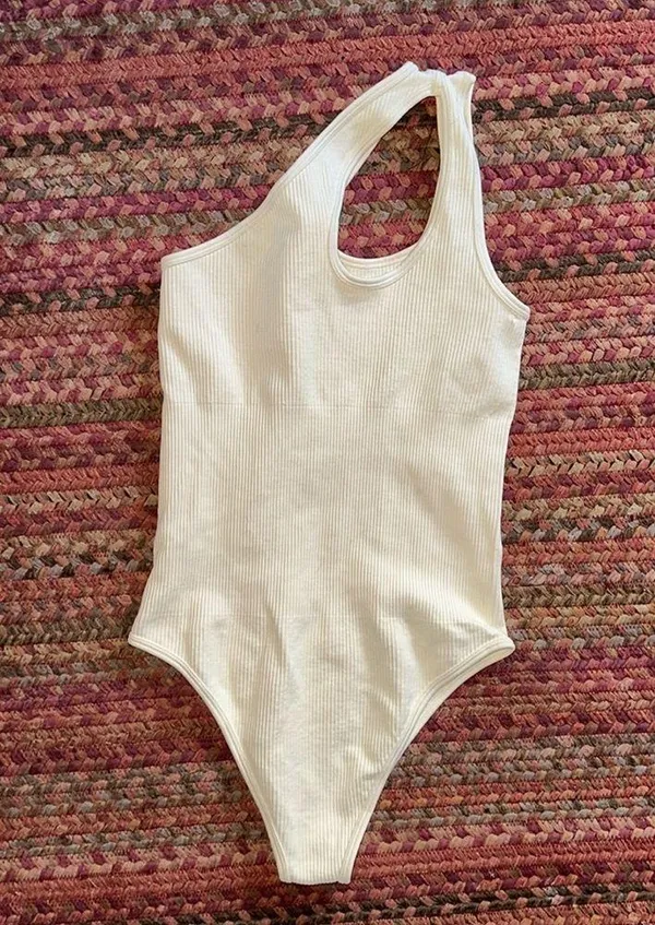 Oqq Cream Seamless One Shoulder Cut Out Bodysuit - Image 2