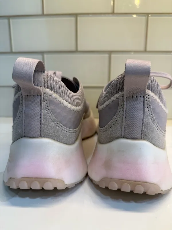 Lululemon women’s Training Shoes - Image 3