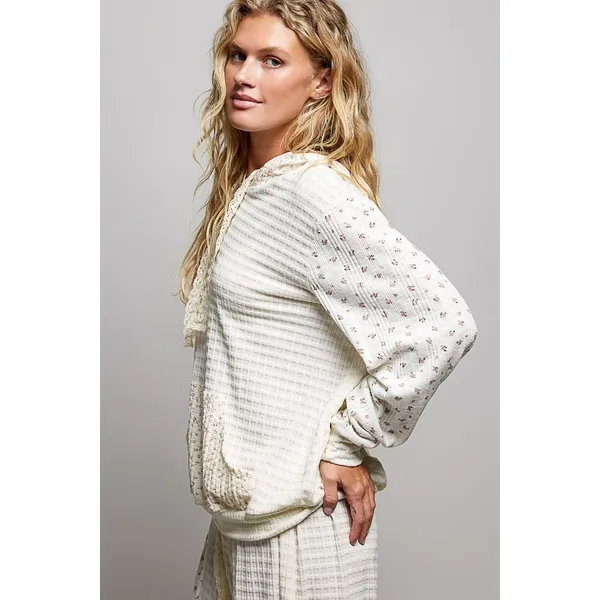 POL Mixed Knit Contrast Print Sleeve Hoodie with Kangaroo Pocket - Medium‎ - Image 2