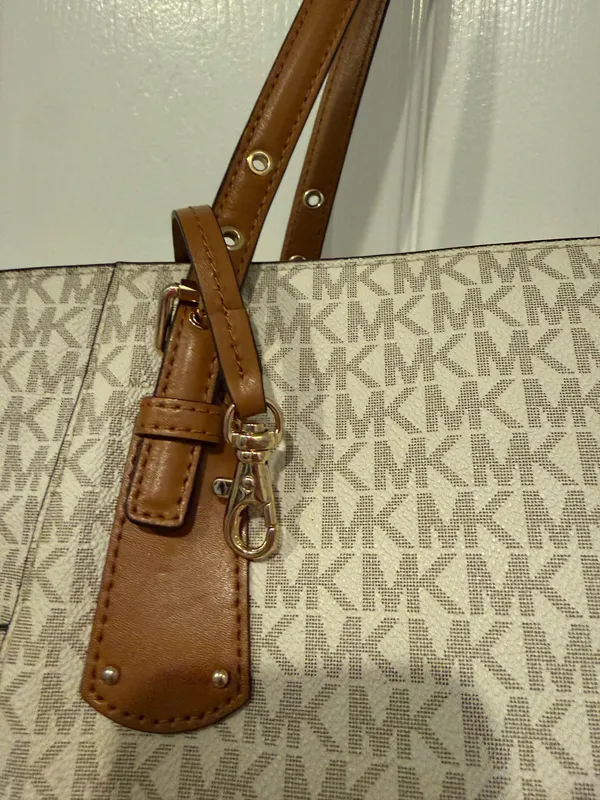 Michael Kors MK Signature Vanilla Logo Tote Bag Brown Trim - Image 11